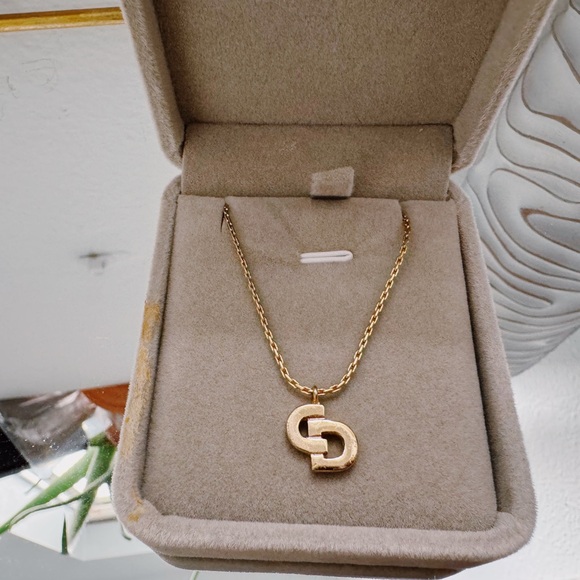 Authentic Dior Necklace - Picture 10 of 15